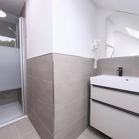 Πανσιόν 247 Selfcheckin Pferdemarkt 3*