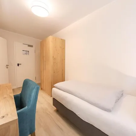 Πανσιόν 247 Selfcheckin Pferdemarkt