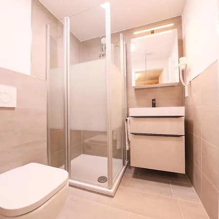 247 Selfcheckin Pferdemarkt Πανσιόν Λέερ