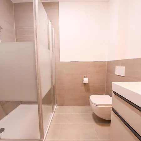 247 Selfcheckin Pferdemarkt Λέερ