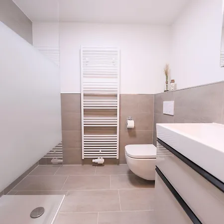 247 Selfcheckin Pferdemarkt