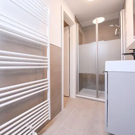 Πανσιόν 247 Selfcheckin Pferdemarkt 3*