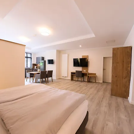 Πανσιόν 247 Selfcheckin Pferdemarkt